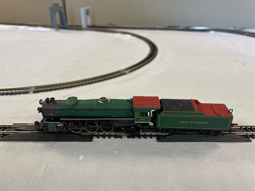 Details about   Atlas 2532 Code 80 5" Rerailer Straight Track 