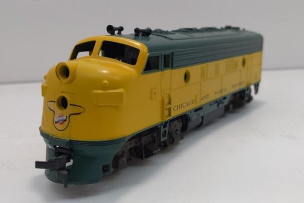 WALTHERS CORNERSTONE HO SCALE DIESEL DETAIL KIT ATHEARN F7/F9 KIT 933-822 