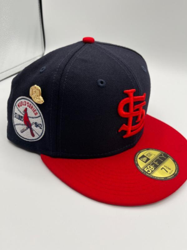 New Era St. Louis Cardinals 1942 Logo History 59FIFTY Fitted Hat 7 1/4 / Blue