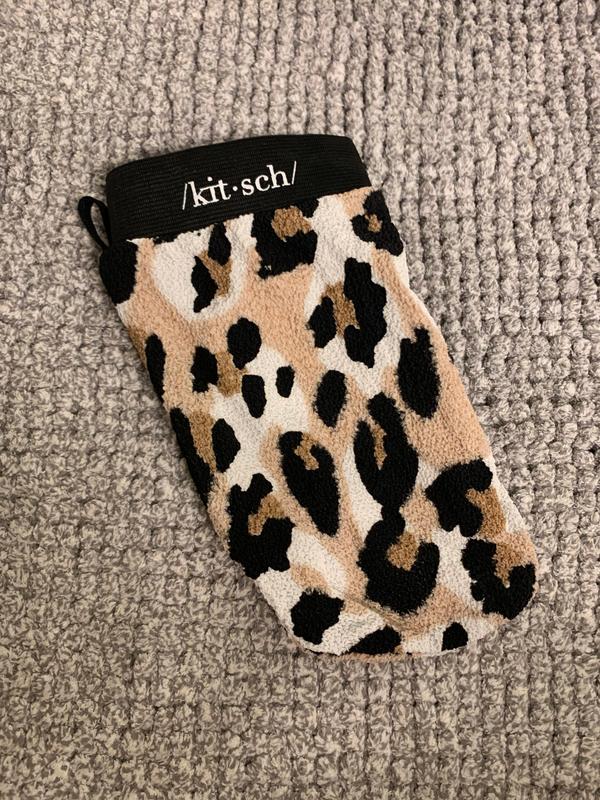 Exfoliating Glove Leopard KITSCH