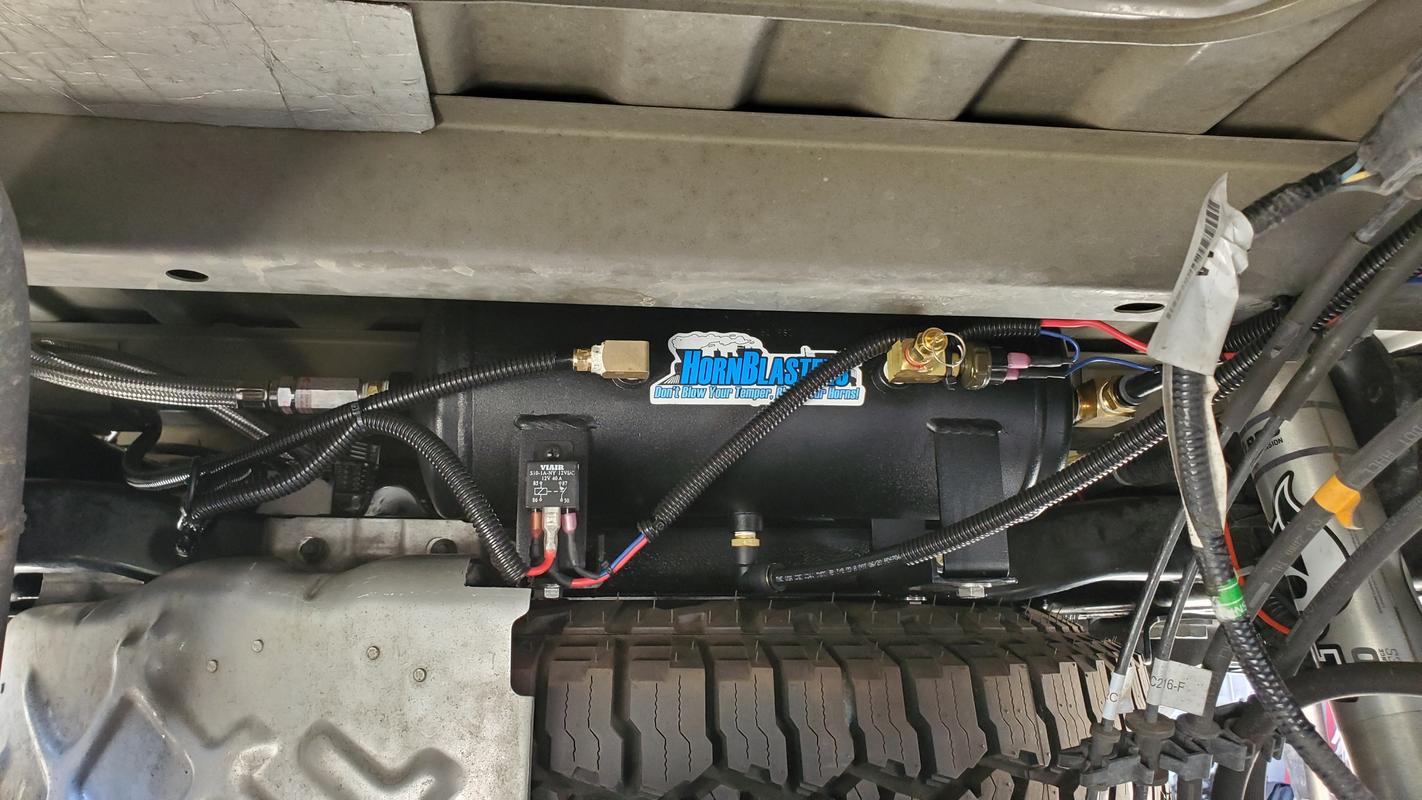 Conductor's Special 2485 Nightmare Edition Train Horn Kit HornBlasters