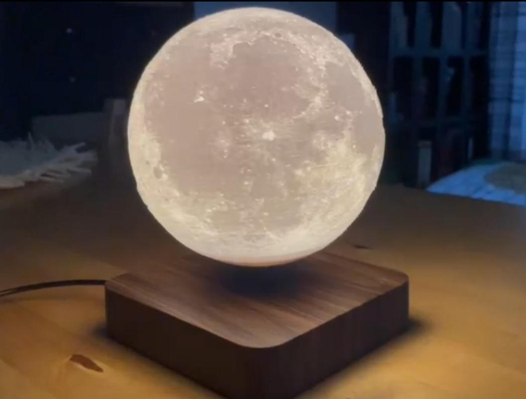 MAGLE Schwebende Mondlampe Magnetische Mondlampe 3D Mondlicht Nachtlicht  (Dunkelbraun) : : Beleuchtung