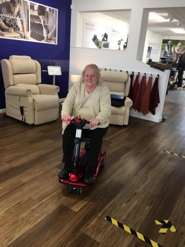 Middletons Discovery Plus Lightweight Mobility Scooter, Folds