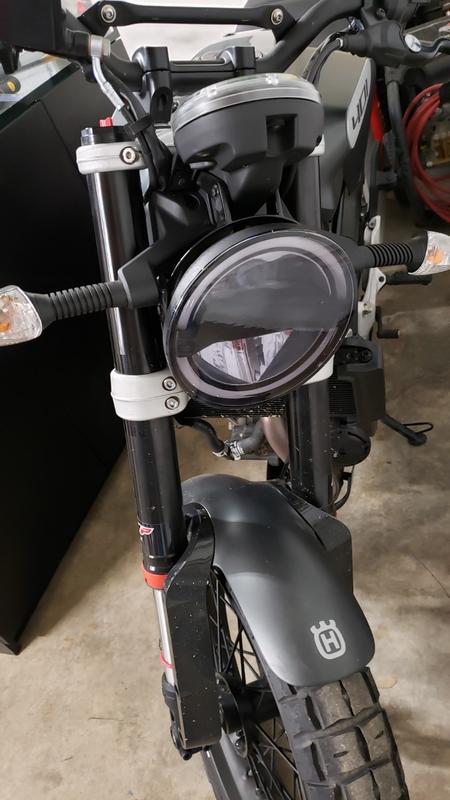 Husqvarna Svartpilen 401 (2019+ ) Headlight Covers