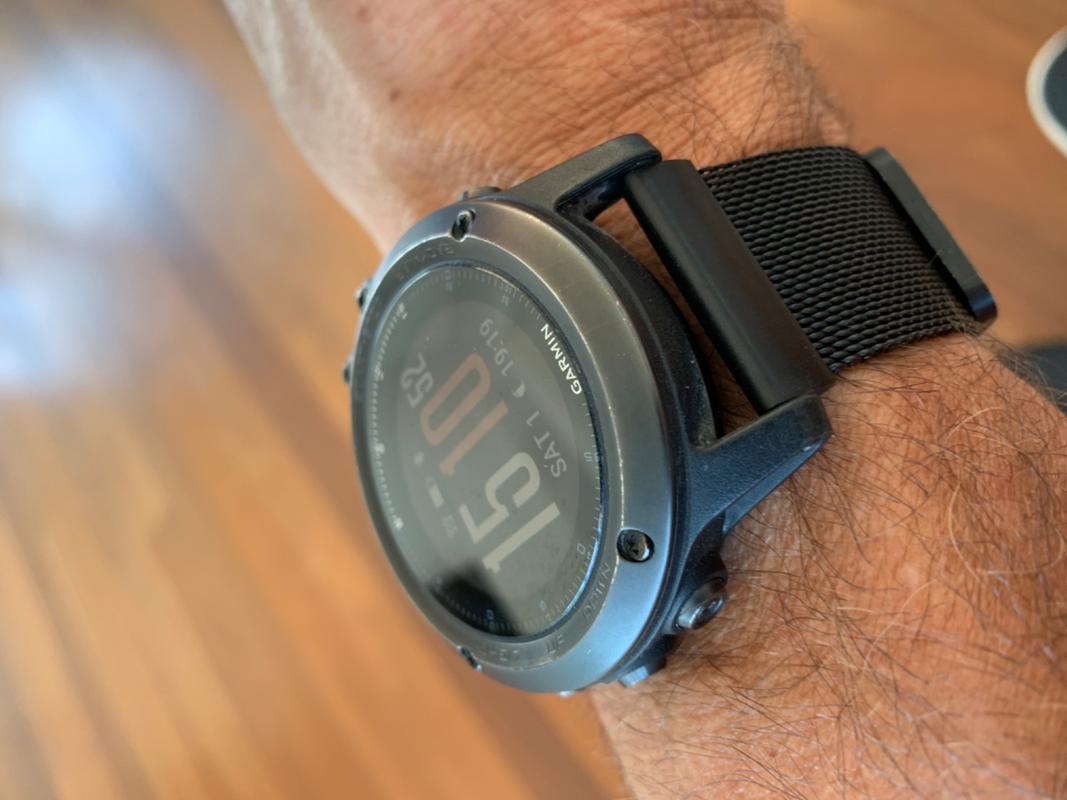 black milanese loop review
