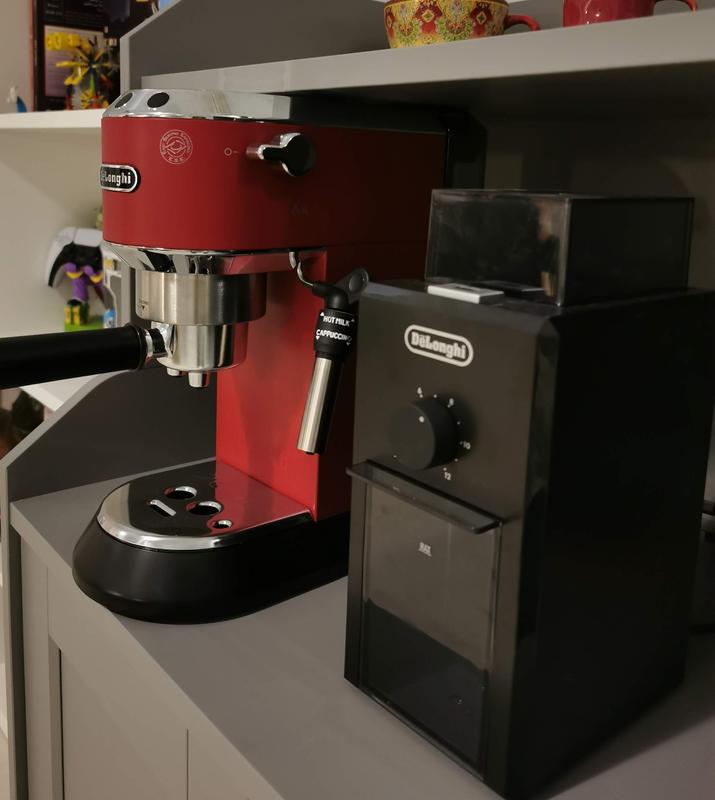 Dedica Espresso Machine, Red