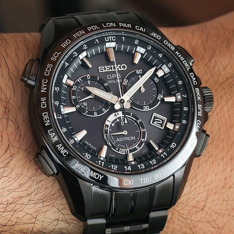 Seiko Astron SSE009J1 GPS Solar Titanium Chronograph - Keskisen Kello Oy