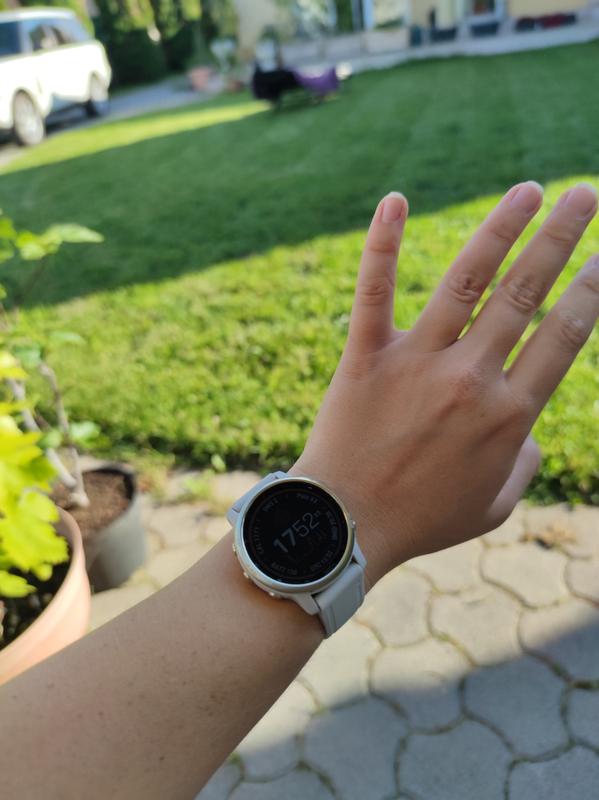 Garmin Fenix 6S Pro Solar Light Gold with Light Sand smartklocka  010-02409-11 - klockmagasinet.com