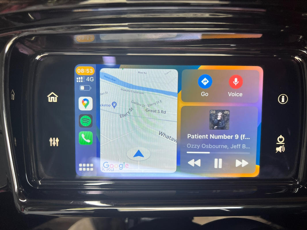 Quad Lock Wireless CarPlay Adapter Motozone