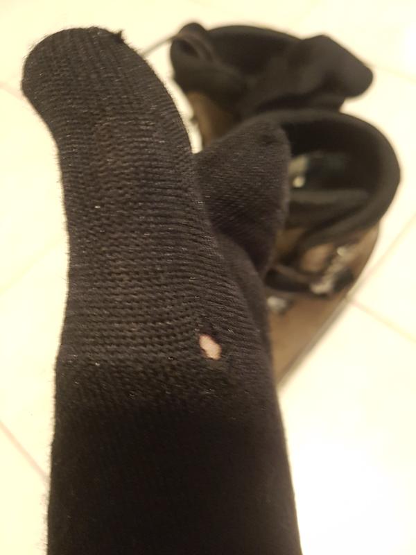 CrueltyFree Wool Tabi Socks Black Earth Runners Sandals