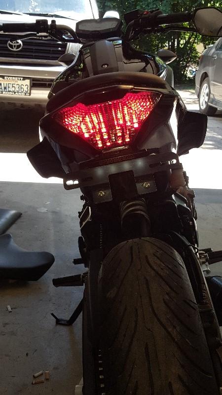 LED Rücklicht Heckleuchte schwarz Yamaha MT 07 RM17 RM18 smoked LED tail light