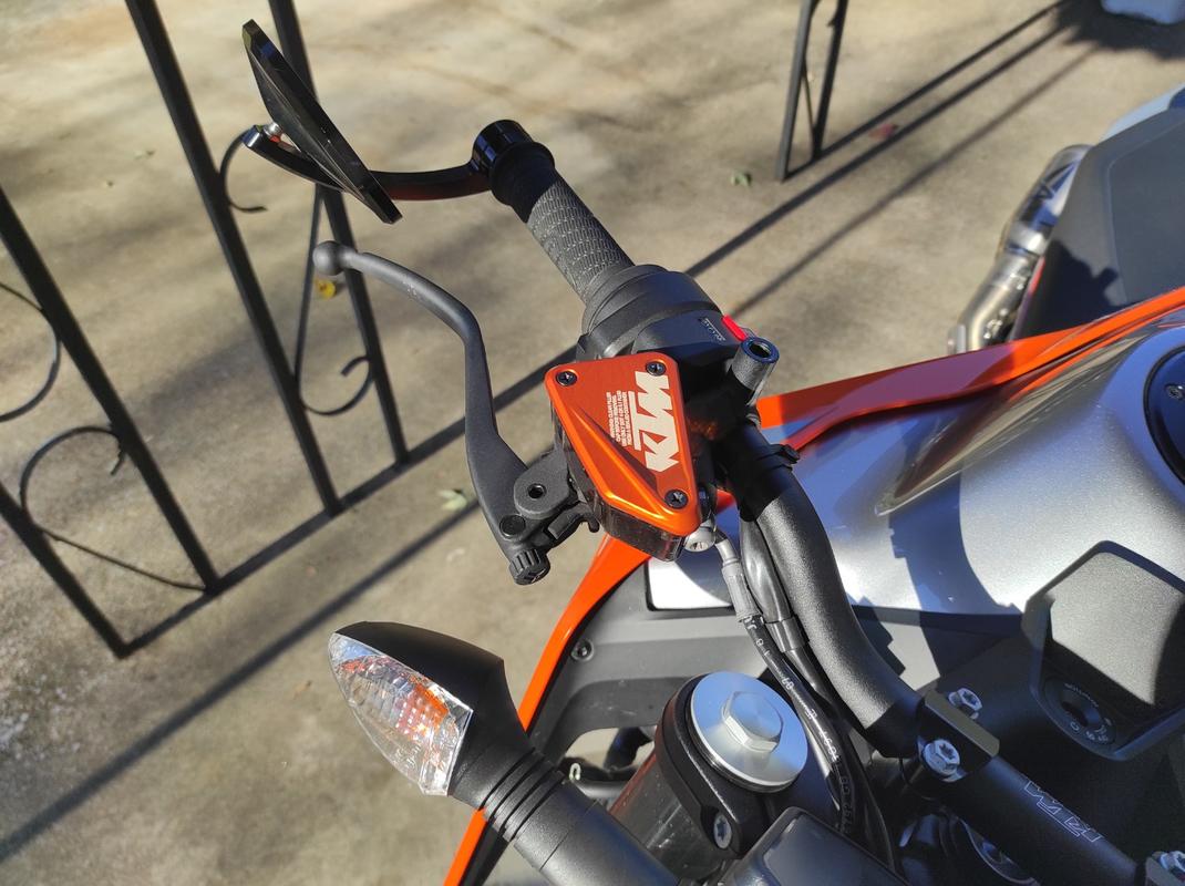 KTM Front Brake Fluid Reservoir Cover 790/890 Duke/Adventure/R 201820