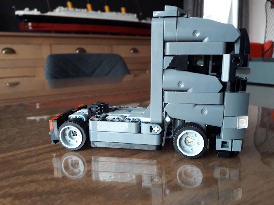 MOC 67031 Mini Volvo Truck – Your World of Building Blocks