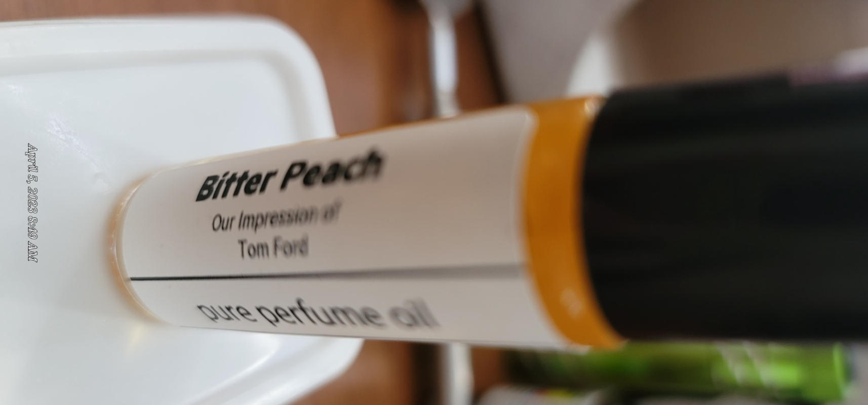 Tom Ford - Bitter Peach - Oil Perfumery