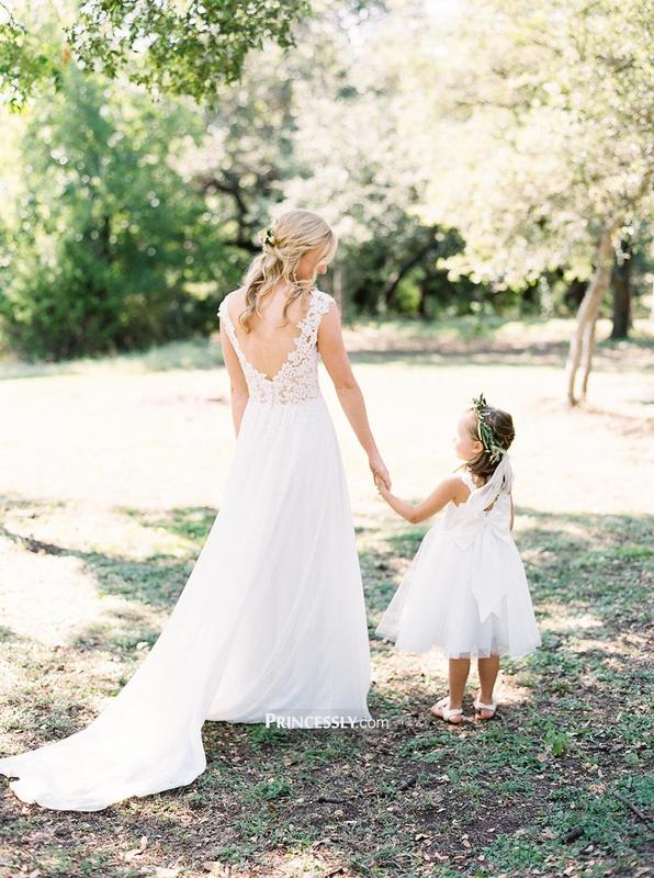 Ivory Lace Tulle Straps Wedding Flower Girl Dress with Big Bow | Misdress