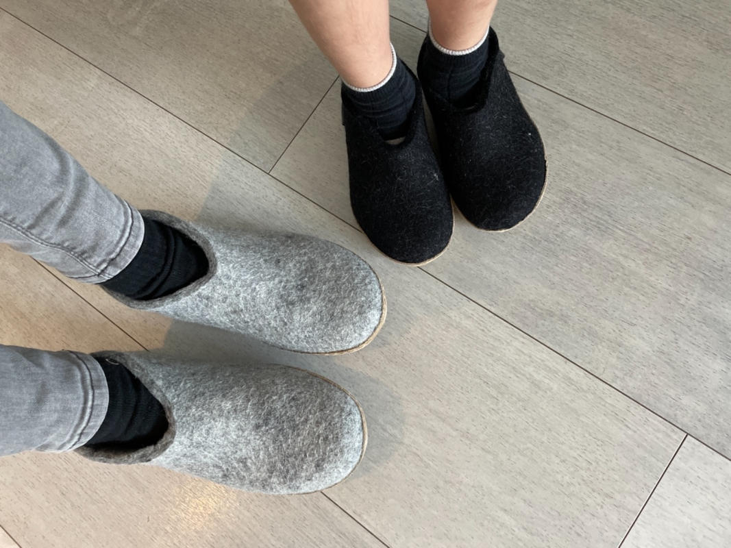 Patriotisk Ønske leninismen Glerups Kids Shoes slippers in felted wool in grey (AA-01-00)