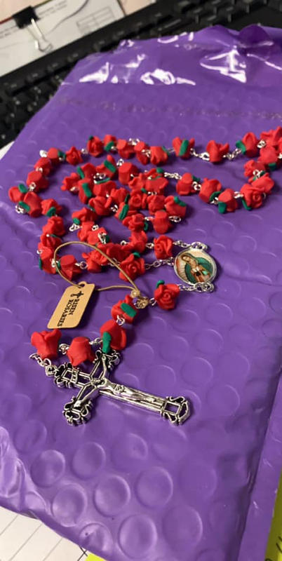 Our Lady of Guadalupe Red Rose Garden Rosary with Velvet Rosary Pouch ...