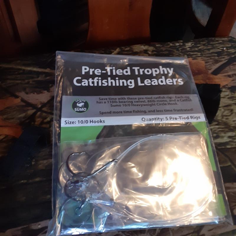 PreTied Trophy Catfishing Leaders Catfish Sumo