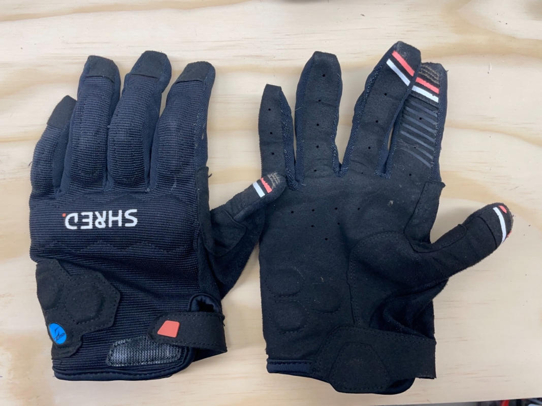 protective mtb gloves