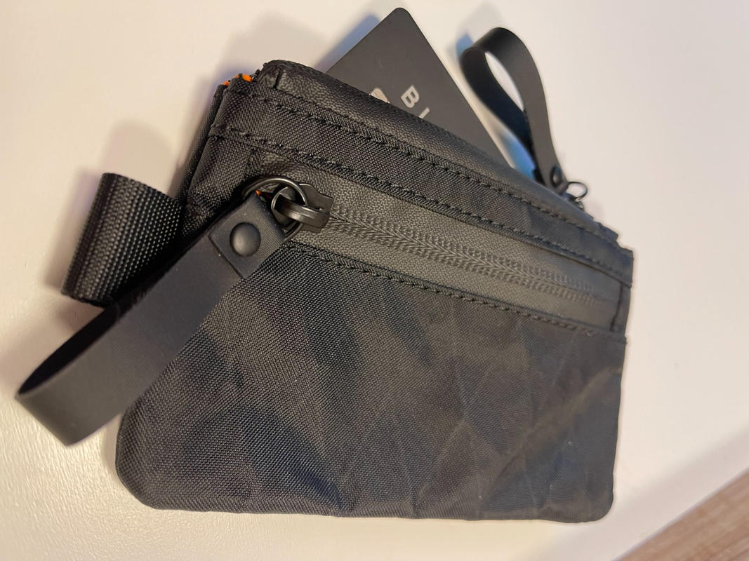 alpaka modular phone pouch