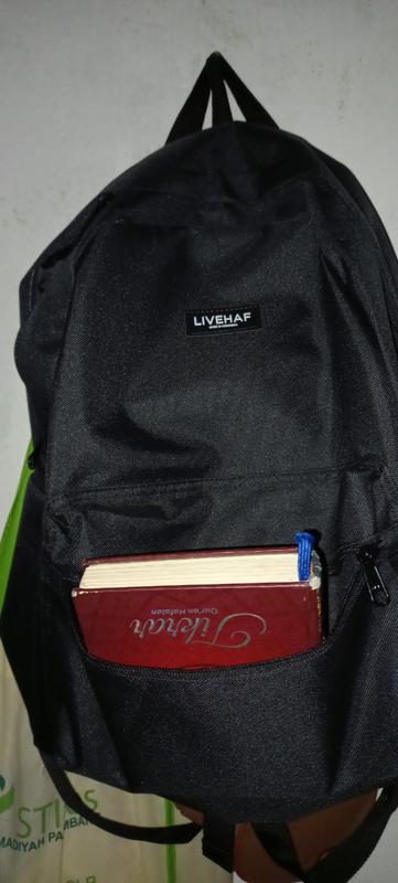 supreme skateboard backpack