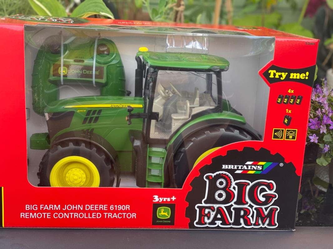 britains big farm remote control tractor