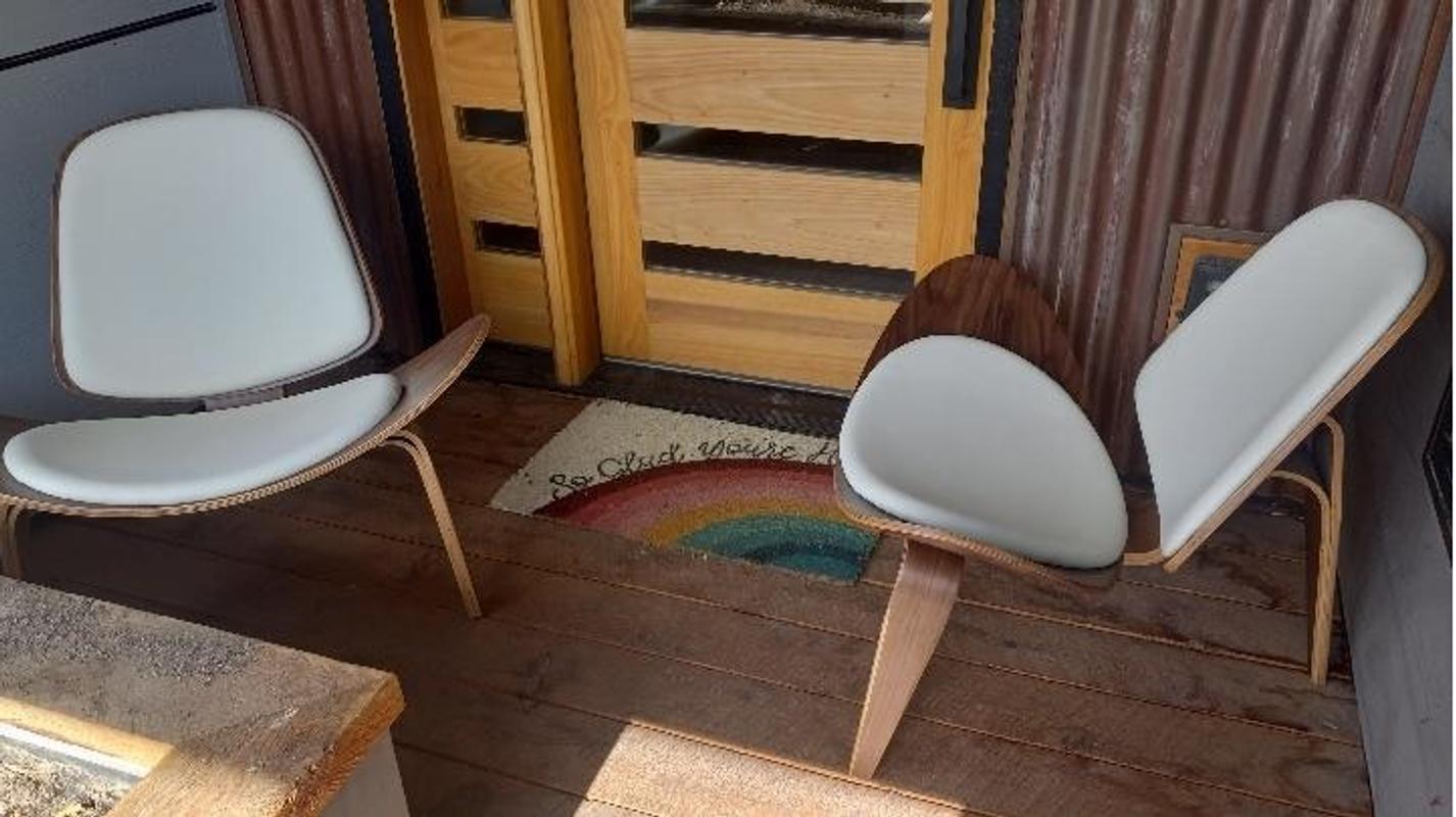 modholic arch shell chair