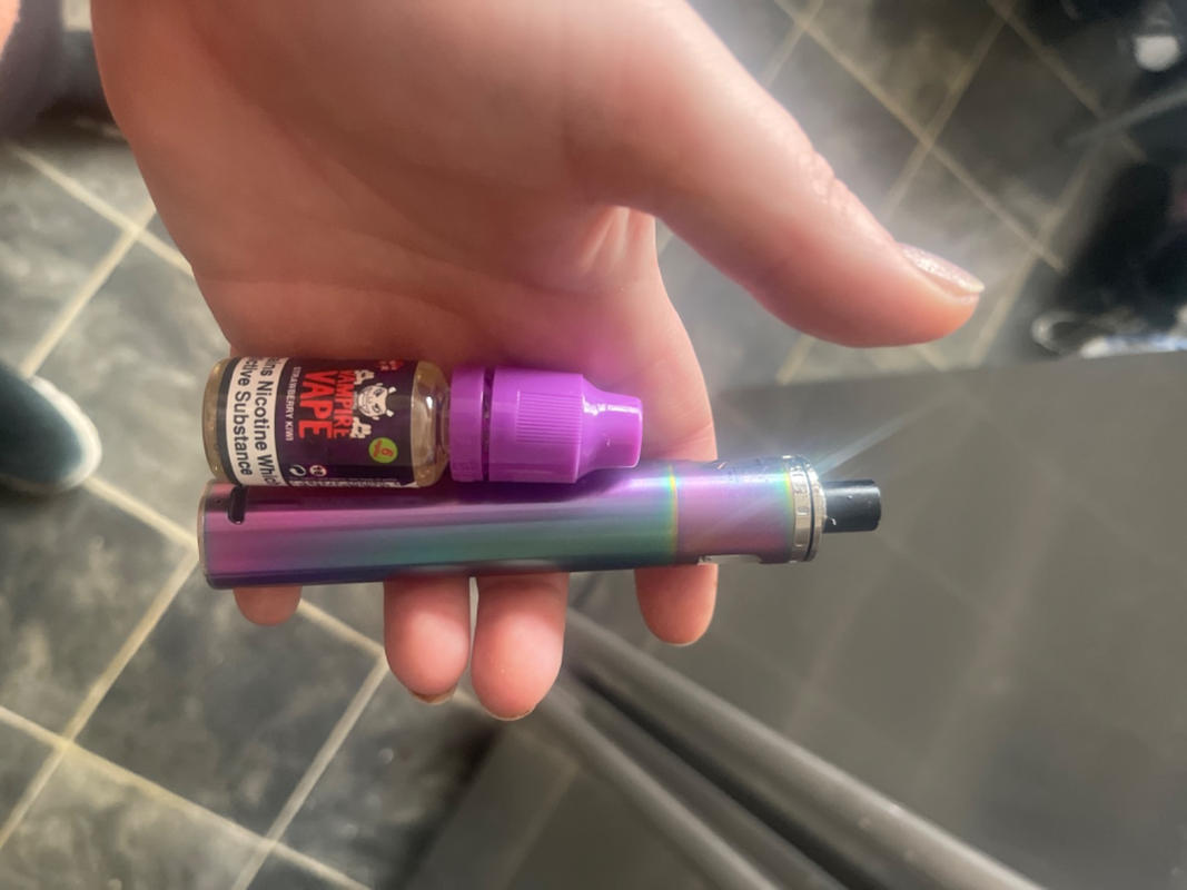 vampire vape strawberry kiwi What Makes Lost Mary BM 6000 Pods Unique main image 1