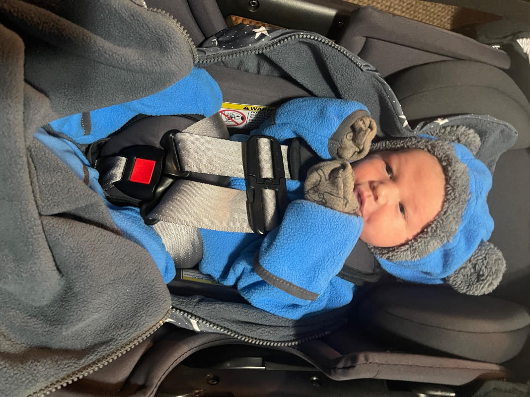 uppababy mesa car seat infant Aria V2 Greyson Viagem aérea Model:Avid Elixir Trail/Guide point harness allows for 13 fishing concept tx