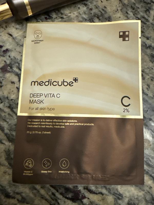 Deep Vita C Mask  MEDICUBE US