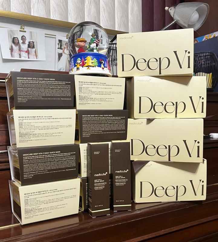 Deep Vita C Pads Special Set – MEDICUBE US