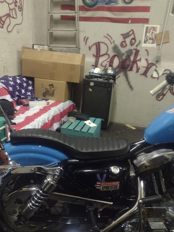 sully's 2 up sportster seat