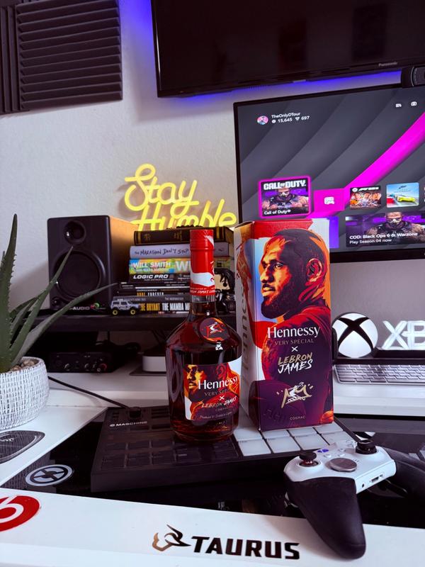 Hennessy VS X Lebron James Limited Edition Cognac – Wooden Cork