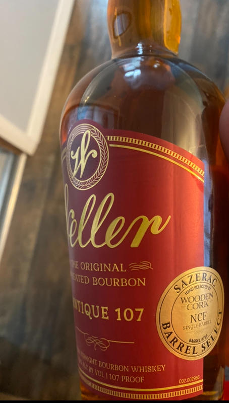 W.L. Weller Antique 107 Non-Chill Filtered Pick by Wooden Cork W.L. Weller Antique 107 Non-Chill Filtered Pick by Wooden Cork
