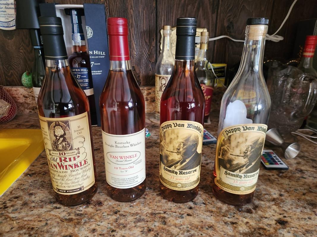 Pappy Van Winkle 10, 12 Year Lot B & 15 Year Bundle | Van Winkle