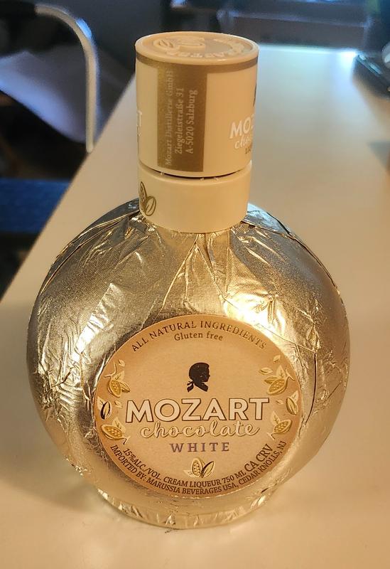 Mozart White Chocolate Vanilla Cream Liqueur – Wooden Cork