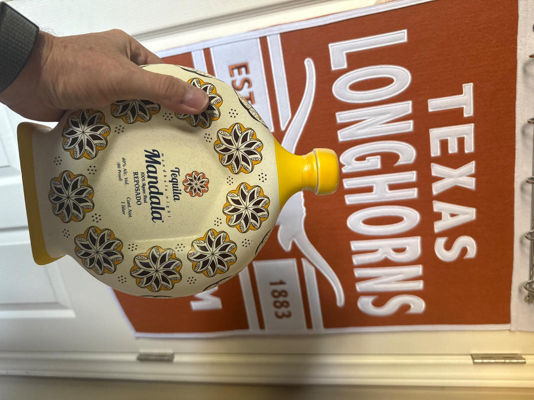 Mandala Reposado Tequila Ceramic 1L – Wooden Cork