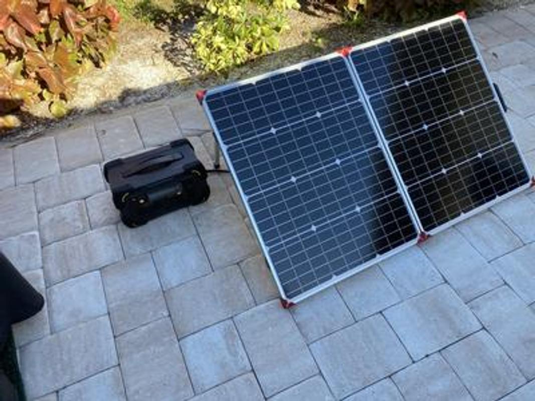 VDL 1200W Power Station Solar Generator Battery UPS +100W Solar Panel  Foldable