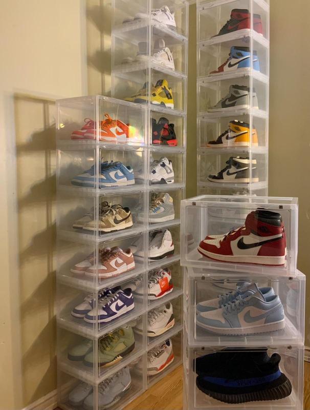 Shoe box store for sneakers