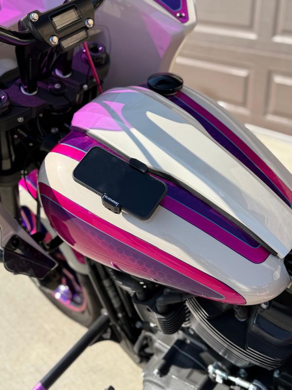 FREAKMOUNT - Magnetic Motorcycle Phone Holder