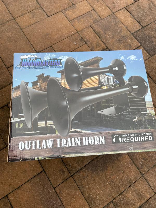 HornBlasters Outlaw Black 12/24 Volt Train Horn Only - 3 Trumpets - Big  Sound