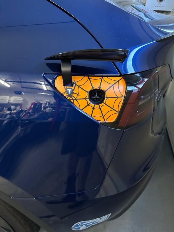 Tesla Model 3 / Y Charging Port Sticker – FC Lausanne Sport - Nbreklame GmbH