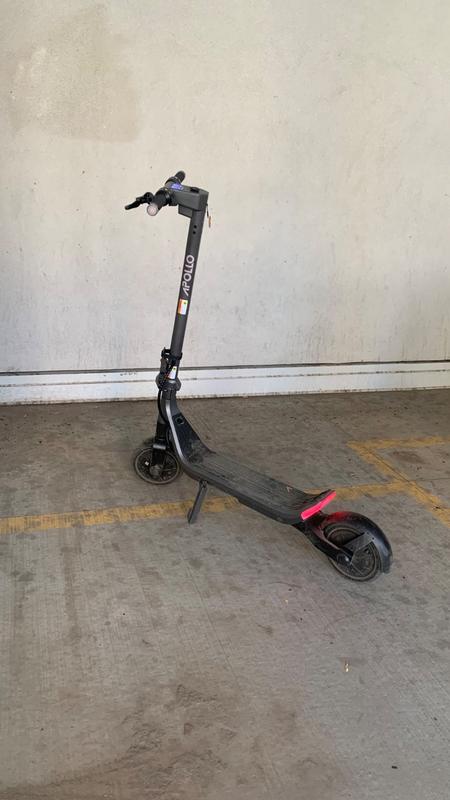 Apollo Go 2024 | Dual-Motor Commuter Scooter Apollo Go 2024 | Dual-Motor Commuter Scooter