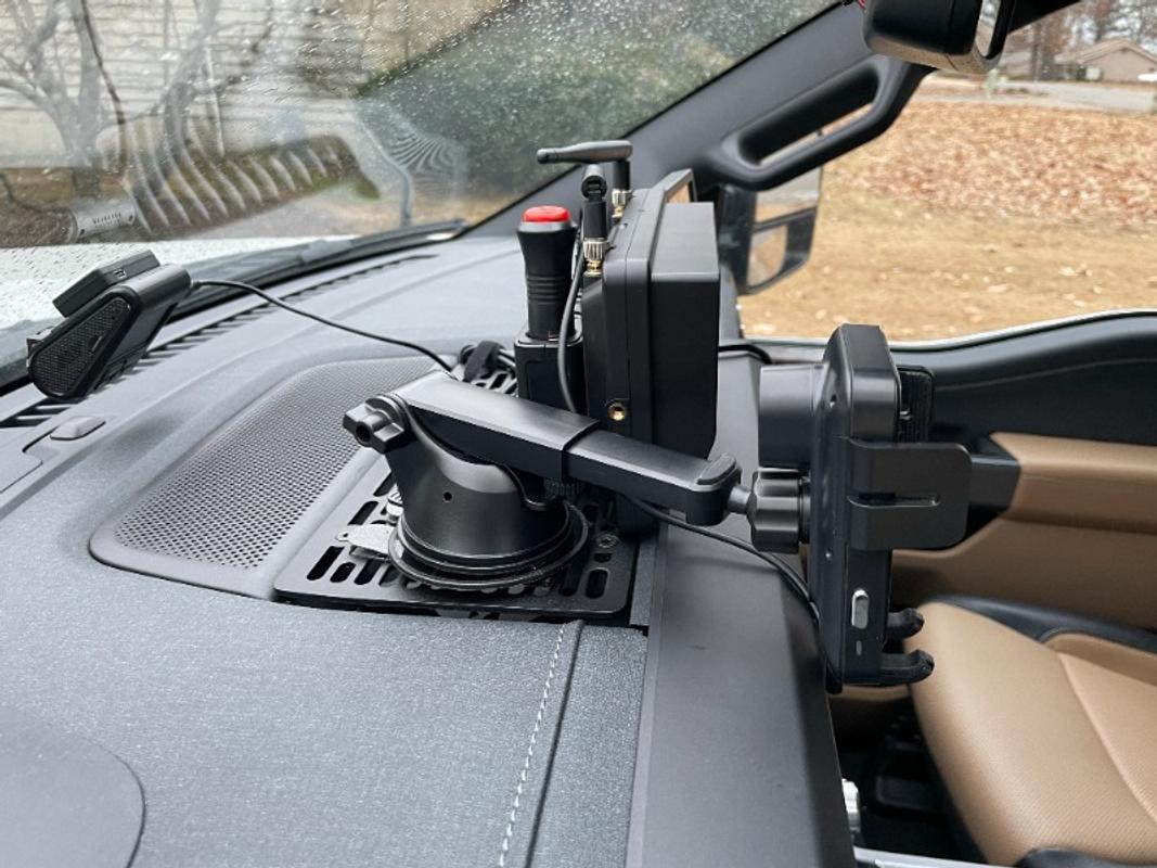Dash Mount Ford Super Duty F250, F350, F450 (2023) BuiltRight