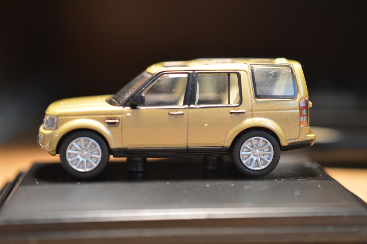 Oxford Diecast Land Rover Discovery 4 - 1:76 Scale