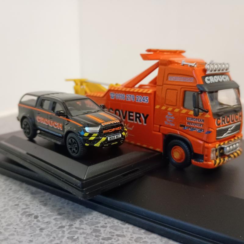 Ford Ranger Hard Back Crouch Recovery by Oxford Diecast 1:76 Scale