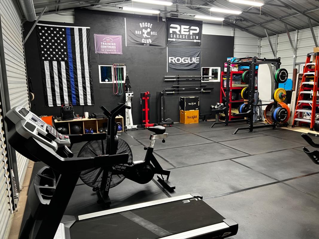 Garage Gym Training Continues Banner The Strength Co