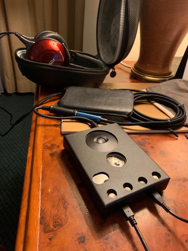 Chord Hugo 2 Leather Case by Miter