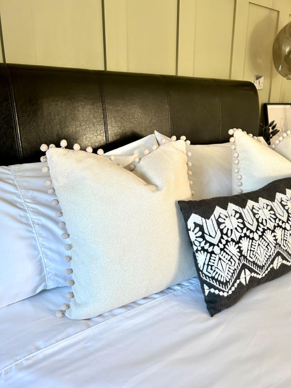 Luxury Bedding Set, Duvet Cover, Flat Sheet & Pillowcases, White