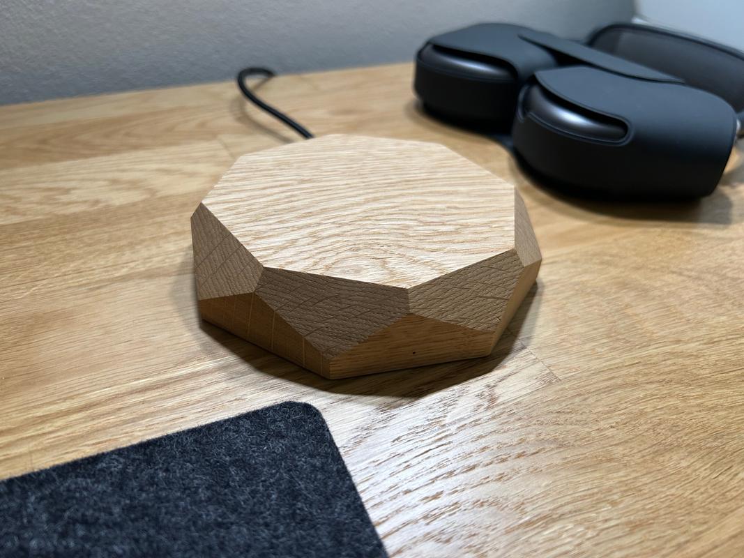 Geometric Charging Pad - Wooden Wireless Charger for iPhone